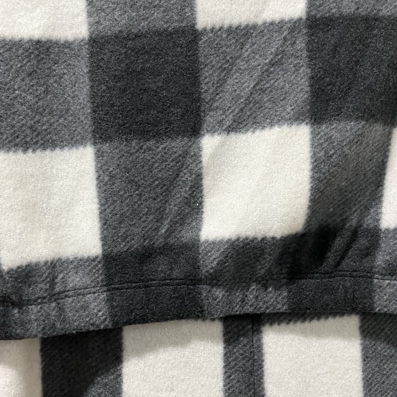 Tinas Fashion Plaid 2 Piece Pant Set NWT - Picture 5 of 9